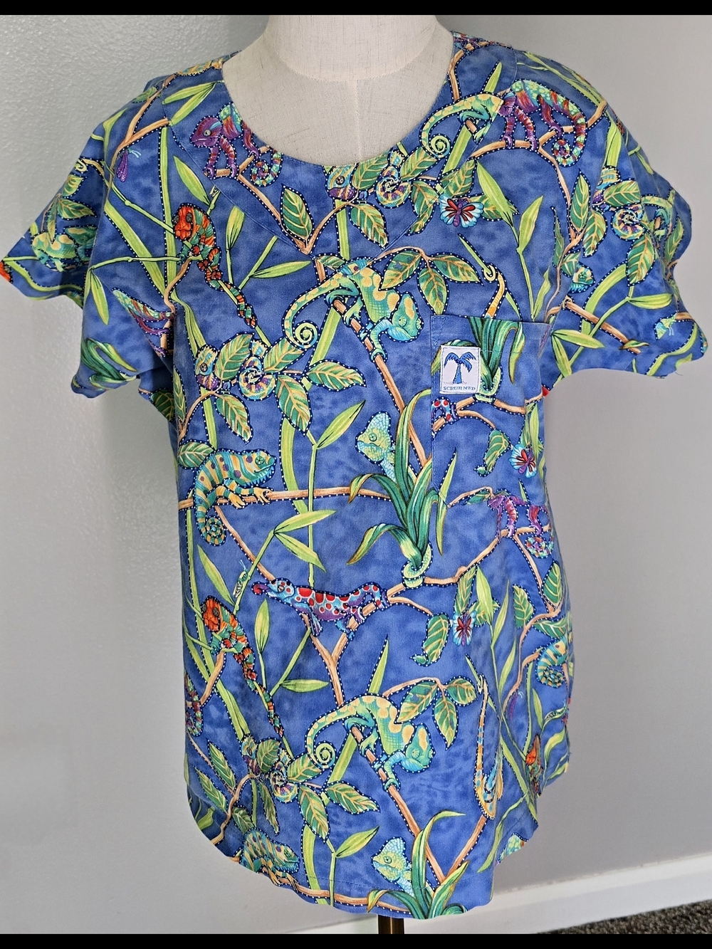 Tropical Chameleon Print Women's Top - Blue